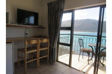 On-the-Rocks Apartment, Fish hoek - 5