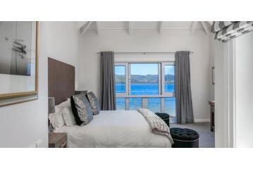 On the water - Thesen Apartment, Knysna - 4