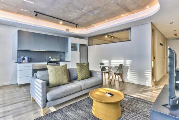 One Bedroom with Balcony and City views Apartment, Cape Town - 2