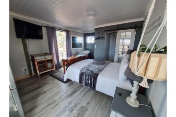 Oorgenoeg in Langebaan Apartment, Langebaan - 4