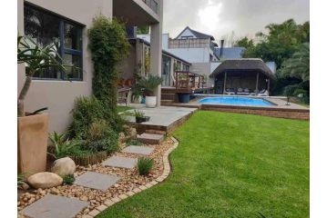 Open living family home in the Winelands Guest house, Cape Town - 5