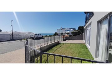 Oppibaai - Britannia Bay Apartment, St Helena Bay - 2