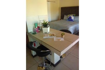 Oppidam Self Catering Unit Guest house, Clanwilliam - 5