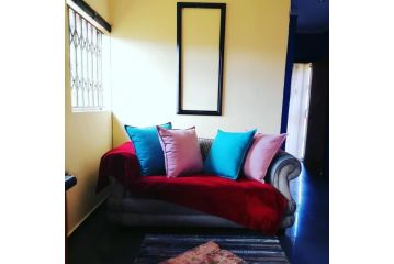 Orchid Doll Guesthouse Apartment, Roodepoort - 4