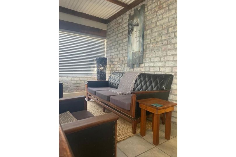Ou Klipskuur Self-Catering Accommodation Guest house, Fraserburg - imaginea 12