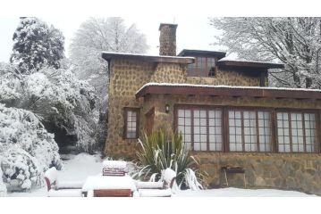 Over the Edge Cottage Guest house, Underberg - 2
