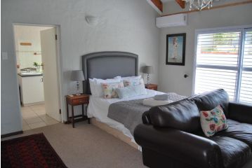 Owls Nest Self Catering Apartment, George - 3