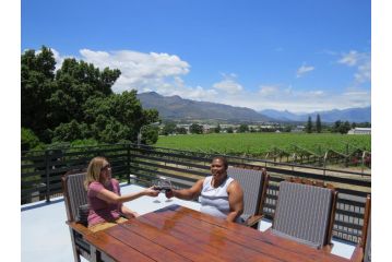 Paarl Mountain Lodge Bed and breakfast, Paarl - 1