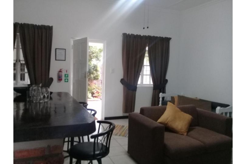 Paddavleitjie Self Catering Apartment, Swellendam - imaginea 8