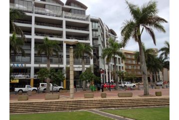 12 Palm Boulevard Apartment, Durban - 1