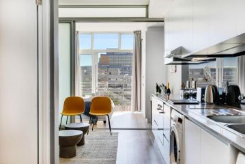 Panoramic City View Apartment, Cape Town - 1