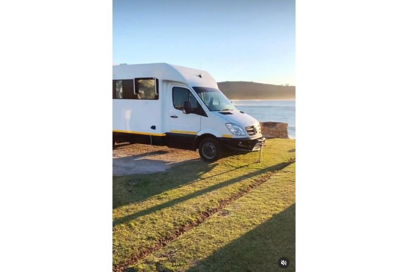 Paradise Motorhome Rental Buffelsbaai Campsite, Buffelsbaai - imaginea 2