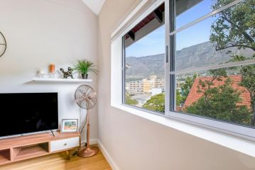 Paradise on Kloof Apartment, Cape Town - 2