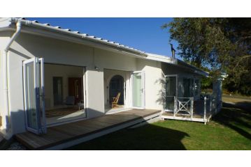 Pashasha Beach House Guest house, Hermanus - 1