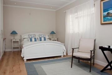 Penguino Guesthouse Guest house, Hermanus - 1