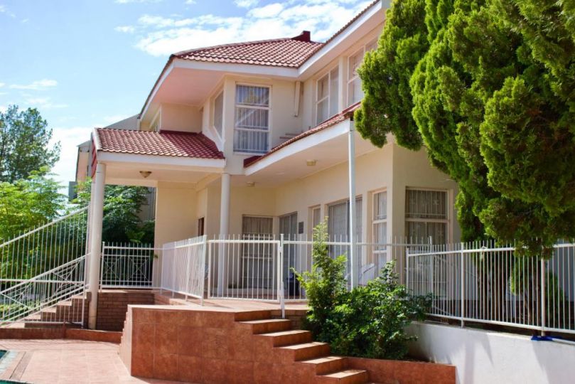 Pentagon Guesthouse Guest house, Bloemfontein - imaginea 11