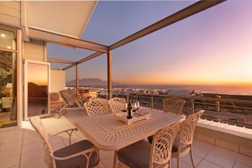 Seaside Village Penthouse F23 by HostAgents Apartment, Cape Town - 2