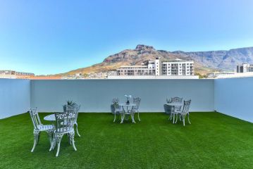 Penthouse Living on Albert Apartment, Cape Town - 3