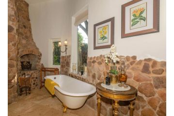 MacLeod House Guest Cottage Apartment, Kloof - 5