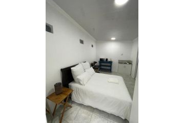 Perfect long stay, Rondevlei nature reserve,free WiFi Apartment, Cape Town - 2