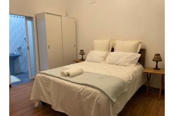 Perfect long stay, Rondevlei nature reserve,free WiFi Apartment, Cape Town - 1