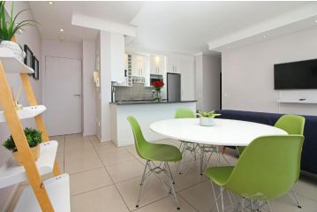 1302 Perspectives Apartment, Cape Town - 2