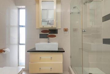 Petfriendly, Umdloti Beachfront Escape Apartment, Umdloti - 5