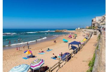 Petfriendly, Umdloti Beachfront Escape Apartment, Umdloti - 3