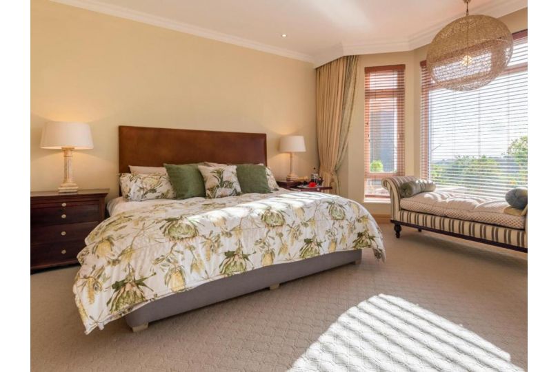 Pezula Magic Retreat - 4 Bedroom Lagoon View Home Guest house, Knysna - imaginea 15