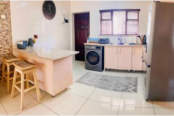 Phoenix Rising Apartment, Midrand - 5