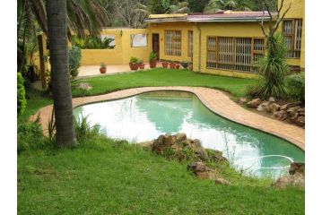 Phomolong Guest House, WestGate, Roodeporte Guest house, Roodepoort - 2