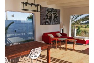 Peach on Beach Boutique Guesthouse Guest house, Bloubergstrand - 4