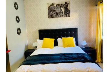 Plattekloof, Parow, quiet, secure Guest house, Cape Town - 2