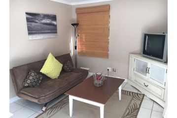 Plett's Life Apartment, Plettenberg Bay - 3