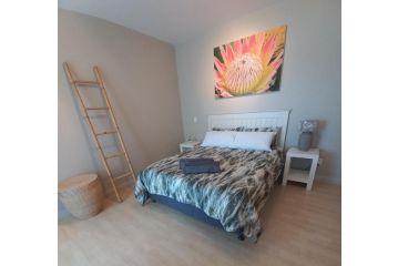 Luxury, spacious 3 bed apartment in Plett Apartment, Plettenberg Bay - 5