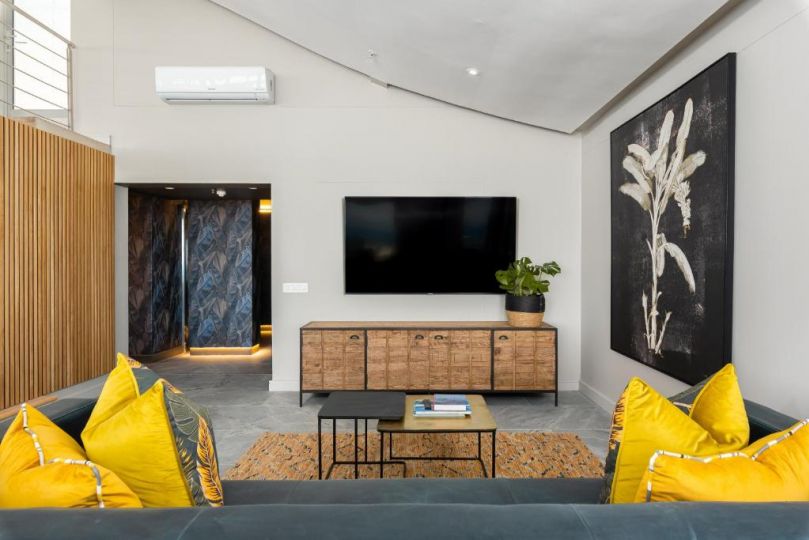 Point Break Penthouse Apartment, Cape Town - imaginea 13