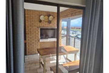 Point Terrace 18 Apartment, Mossel Bay - 4