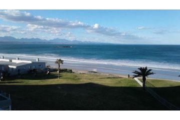 Point Village Accommodation - Beach Club 307 Apartment, Mossel Bay - 1