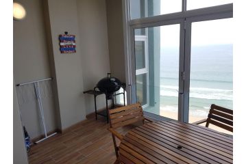 Point Village Accommodation - Ocean Two 42 Apartment, Mossel Bay - 3