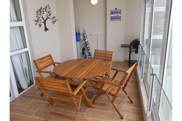 Point Village Accommodation - Ocean Two 42 Apartment, Mossel Bay - 1