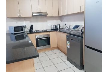 Point Village Accommodation - Santos 18 Apartment, Mossel Bay - 3