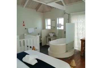 Point Village Hotel and Self Catering Hotel, Mossel Bay - 3