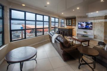 uSHAKA WATERFRONT - PEACEFUL PLENTIFUL PENTHOUSE Apartment, Durban - 3