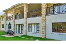 Pond End Apartment, Clarens - thumb 4