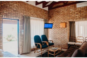 Port Edward Holiday Resort Hotel, Port Edward - 3