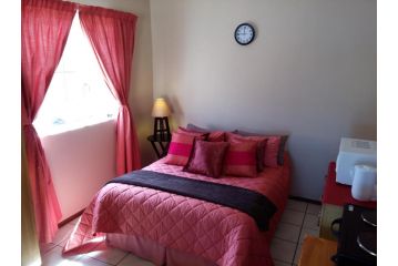 Port Elizabeth Apartment, Port Elizabeth - 5