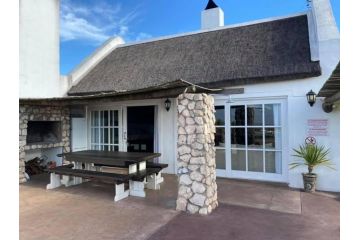 Poseidon Langebaan Holiday Accommodation Guest house, Langebaan - 4