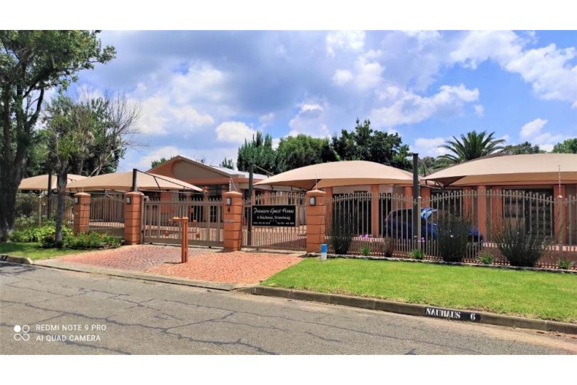 Premiere Guesthouse Bed and breakfast, Bloemfontein - imaginea 2