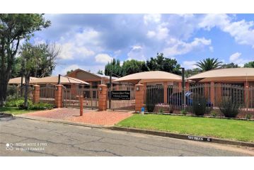 Premiere Guesthouse Bed and breakfast, Bloemfontein - 2