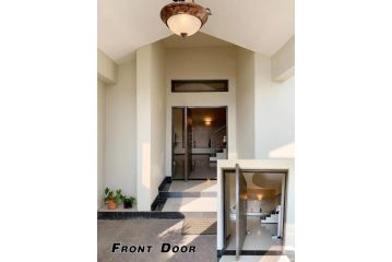 Presidents Palace Guest house, Midrand - 4